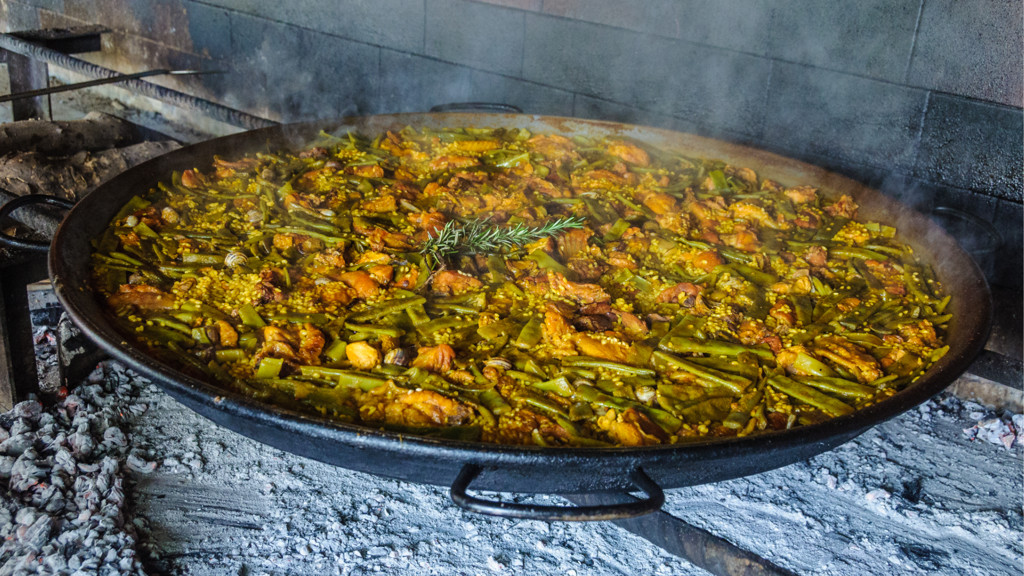 La paella valenciana ya es Bien de Interés Cultural Inmaterial