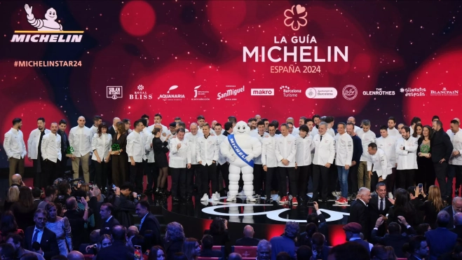 Todos los galardonados en la Gala Michelin 2024 en Barcelona / SIMÓN SÁNCHEZ