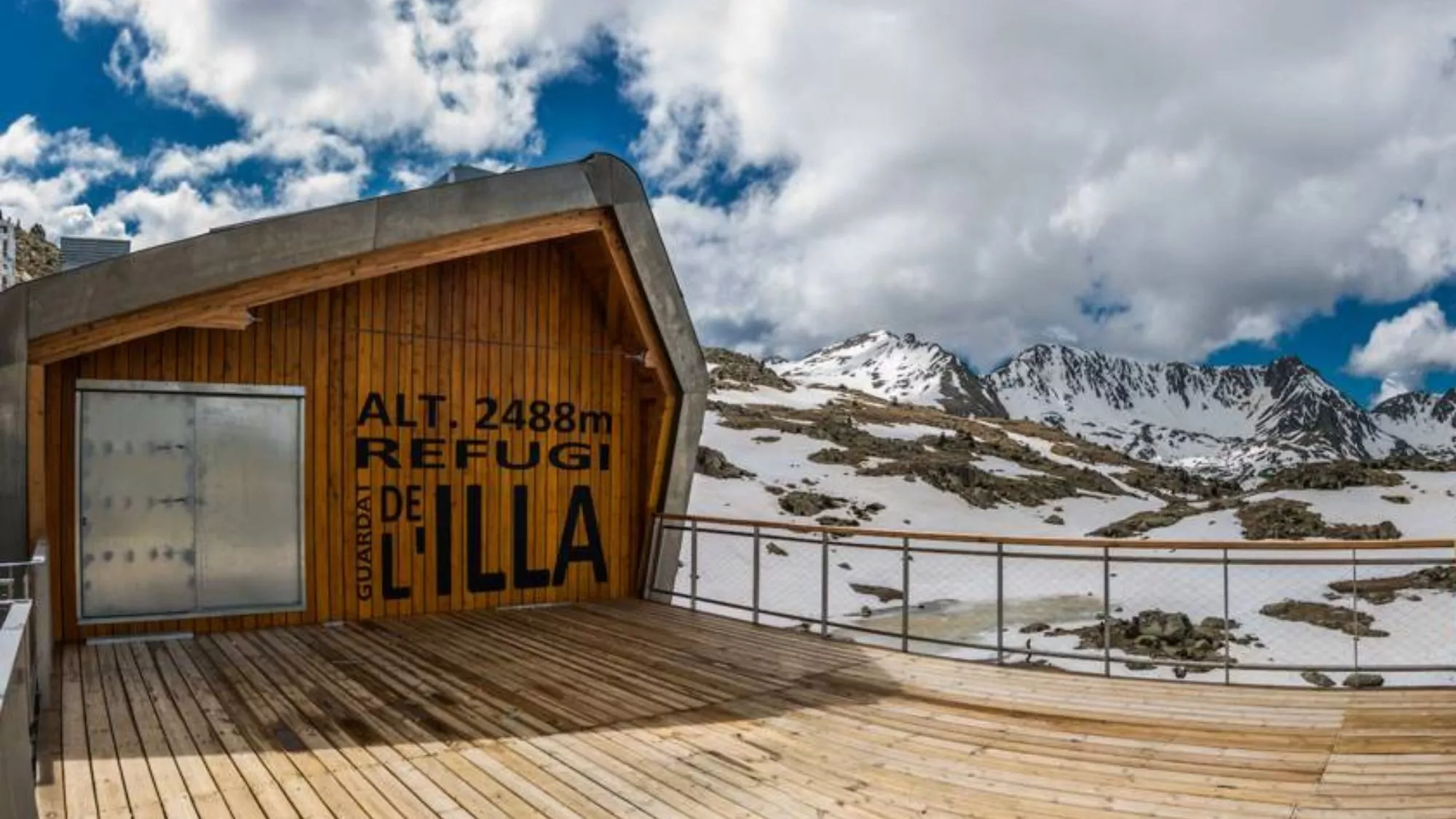 Refugio de L'Illa en Encamp (Andorra) / Foto: Instagram / Comer en los refugios de alta montaña de los Pirineos: platos de cuchara y comida reconfortante