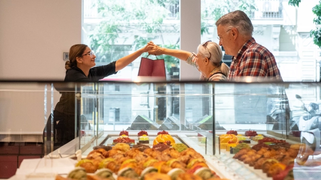 Interior de La Pastisseria (Barcelona) / ÒSCAR GIL COY