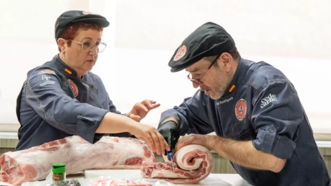 Miembros de la Selección Española de Carniceros en pleno proceso de trabajo / Foto: Instagram