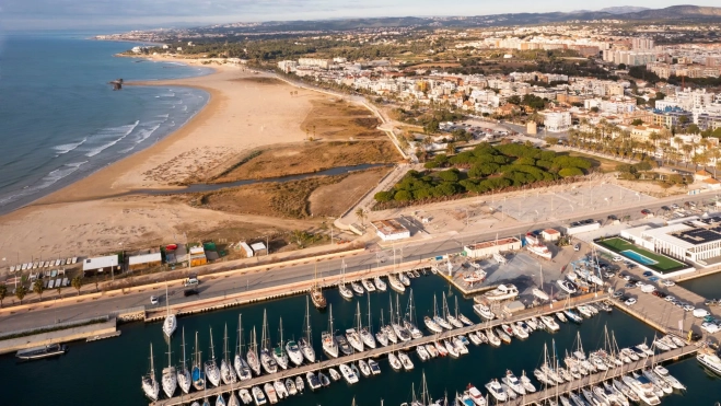 Vista del municipio costero de Vilanova i la Geltrú / Canva