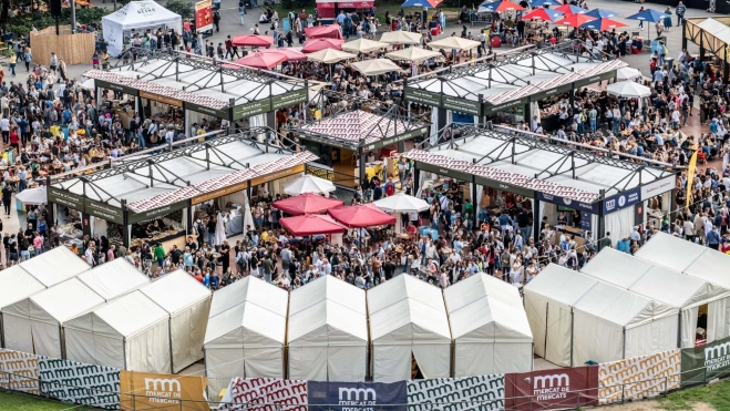 Mercat de Mercats en plaza Cataluña (Barcelona) / Cedida