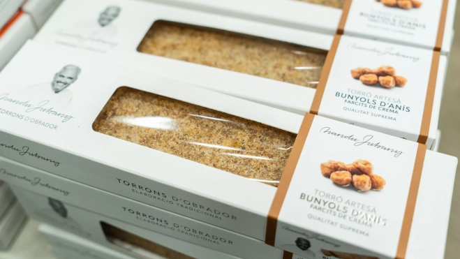 El turrón de buñuelos de crema de Nandu Jubany y Torrons Vicens / GALA ESPÍN