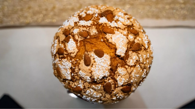 Panettone del maestro pastelero Dario Hartvig en Barcelona / LUIS MIGUEL AÑÓN